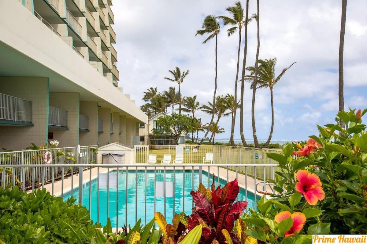 Pats At Punalu'U - Beachfront Condo 8 Hau'ula Buitenkant foto